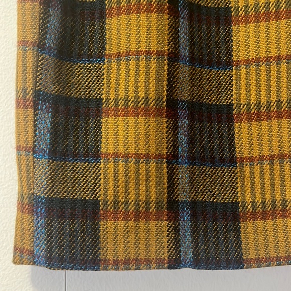 Y2K italian wool plaid skirt - Picture 2 of 5
